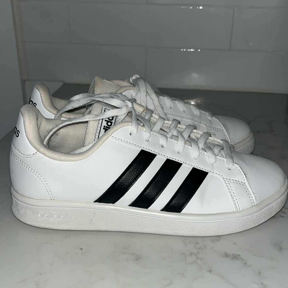 Adidas Grand Court